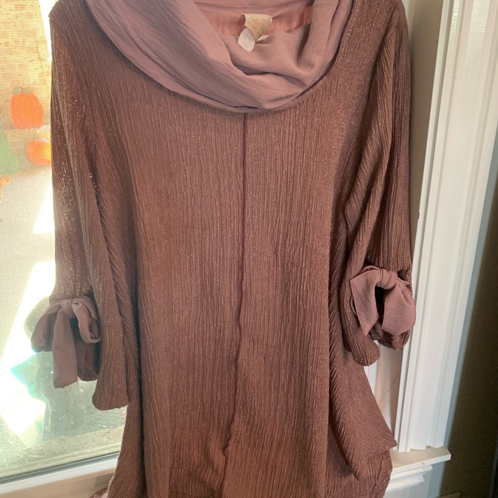 Chic Mauve Tunic outfit top  with bow accents skirt included
